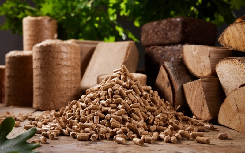 Hardwood fuel pellets